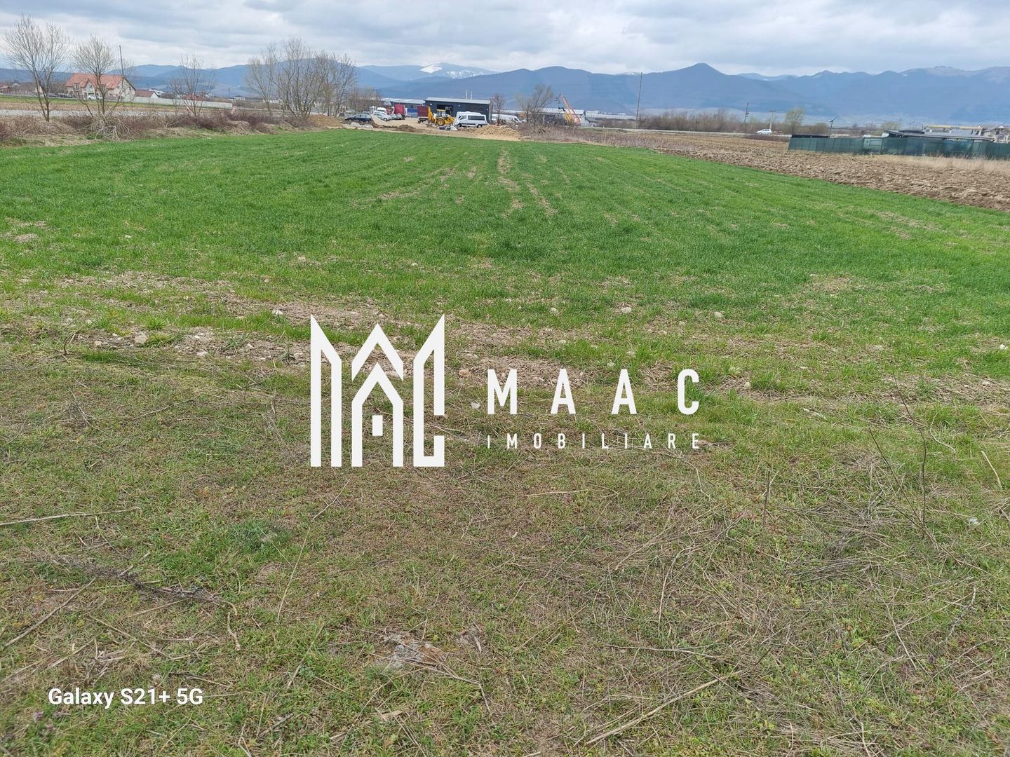 Teren intravilan 2061 mp | Cristian | DN1 | Deschidere 25 ml | Parcelabil - Poză 3