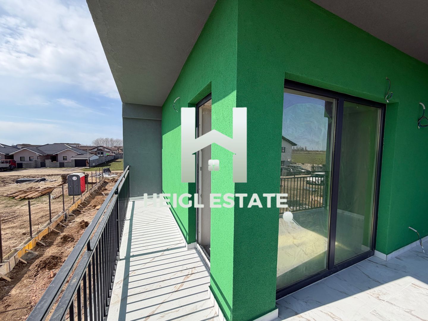 Apartament cu 2 camere si bucatarie inchisa 56 mp in Giroc - Poză 1