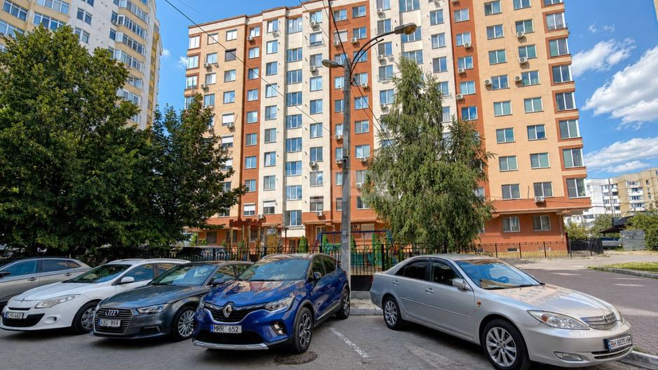 Buiucani | Alba Iulia| 2 + Living | 75 m² | Bloc Nou | Vedere Panoramică - Poză 3