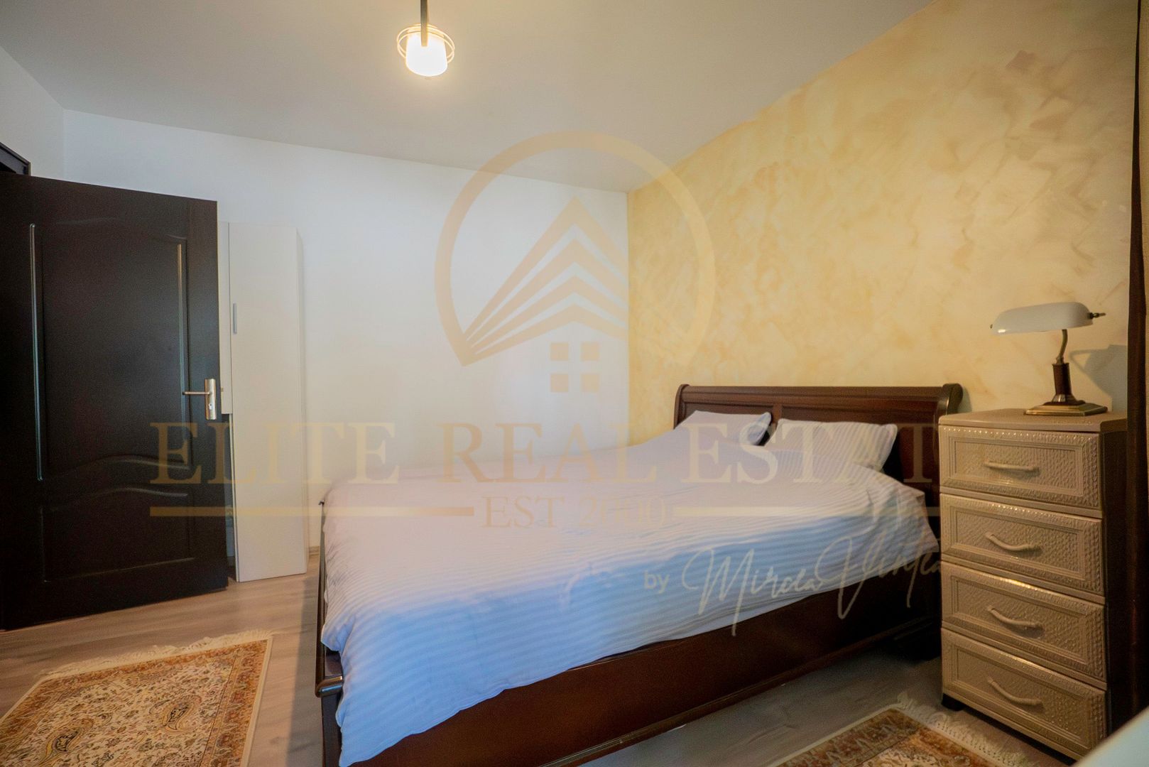 Capitol - Vânzare 3 camere,  etaj 1 , mobilat si utilat complet. - Poză 16