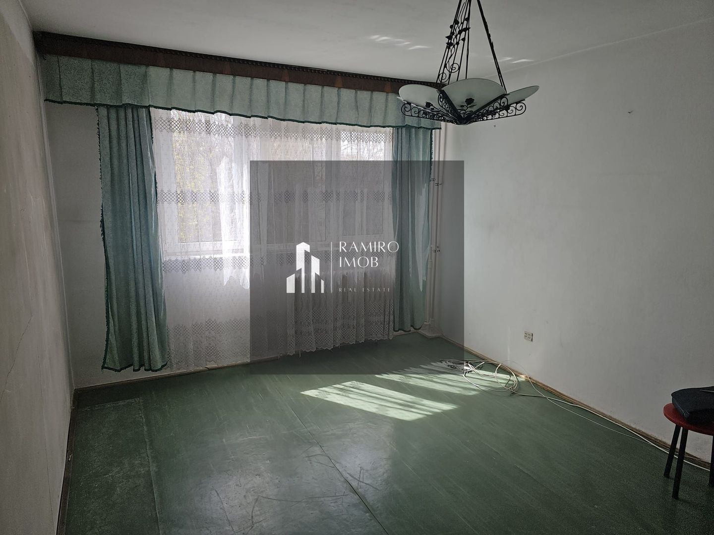 Apartament 2 camere decomandat Emil Racovita - Poză 3