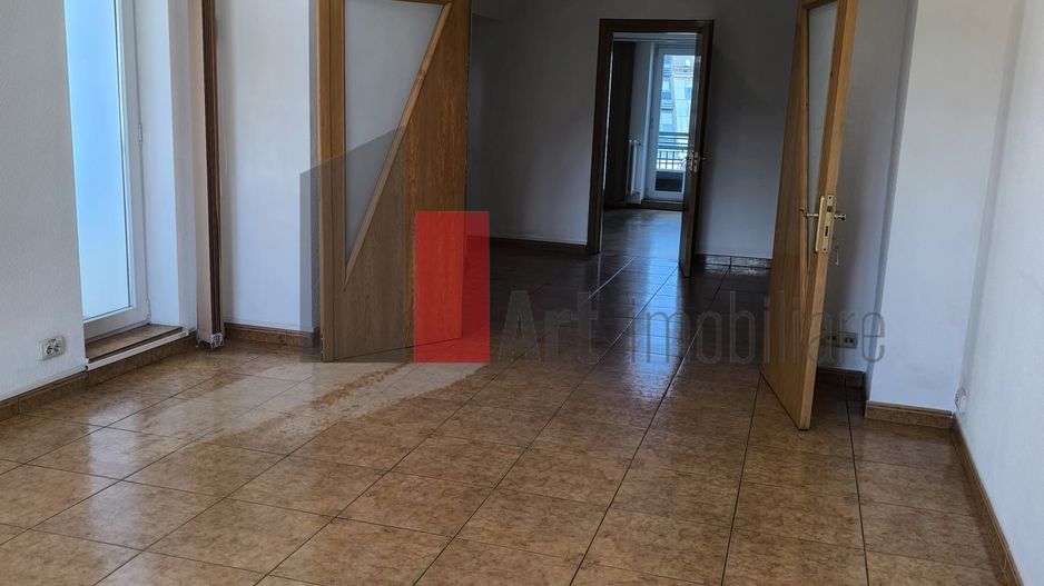 Inchiriere 4 Camere Unirii - Piata Unirii - Poză 2