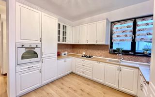 Casa 4 camere Tunari-Lacul Pasarea mobilata si utilata - Poză 7