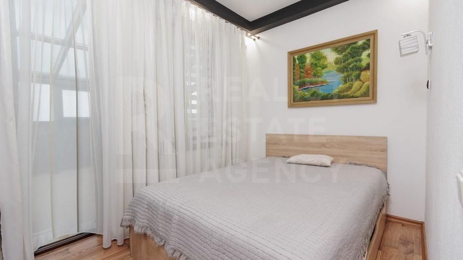 Vânzare, penthouse cu suprafața de 227 mp, str. Romană, Ungheni - Poză 17