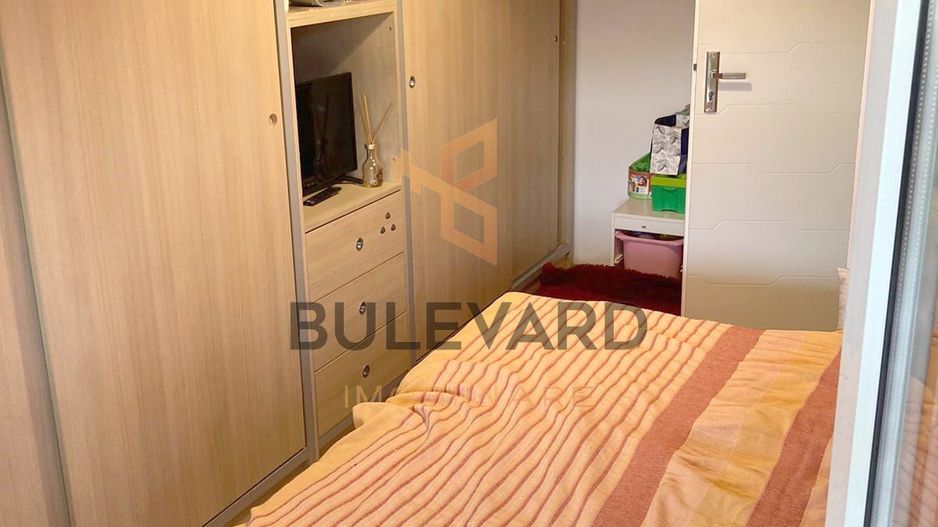 Apartament cu 3 camere+curte de 150 mp+2 parcari! - Poză 5