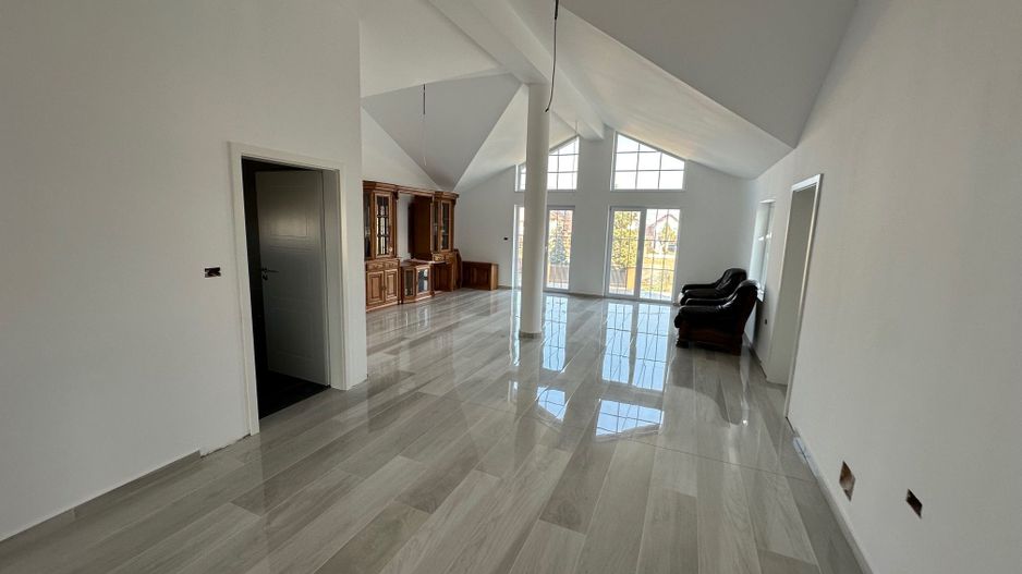 Casa individuala Dumbravita P+ M/ Teren 955 mp cu 2 fronturi - Poză 11