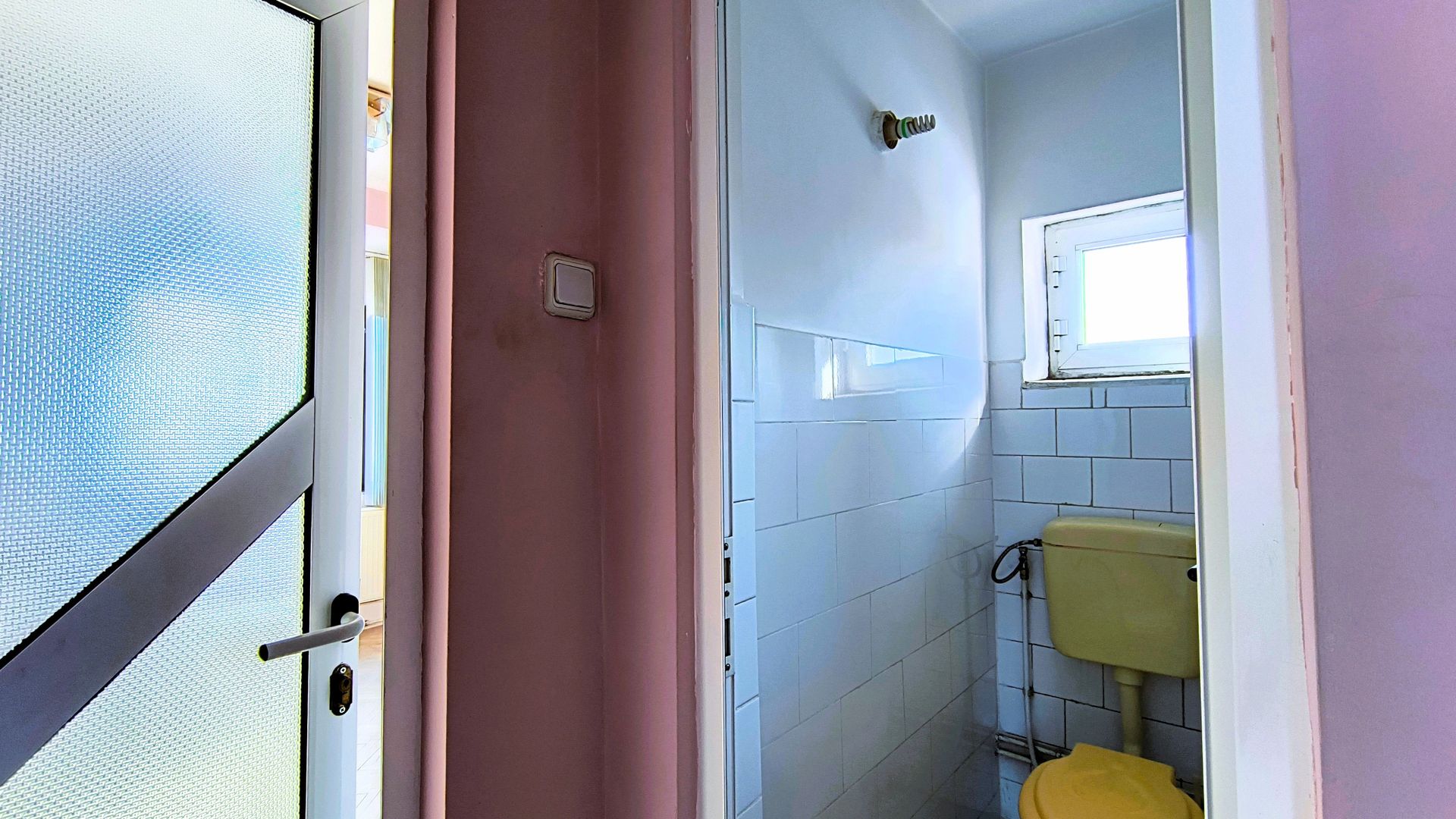 Medgidia | Casa P+1 | 5 camere spațioase, balcon, terasă și garaj - Poză 10