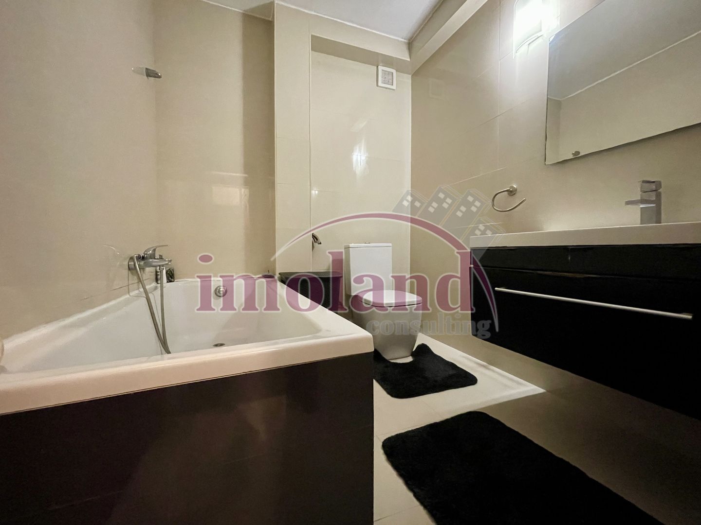 Inchiriere apartament 2 camere 60 mp - Universitate, zona facultăților - Poză 12
