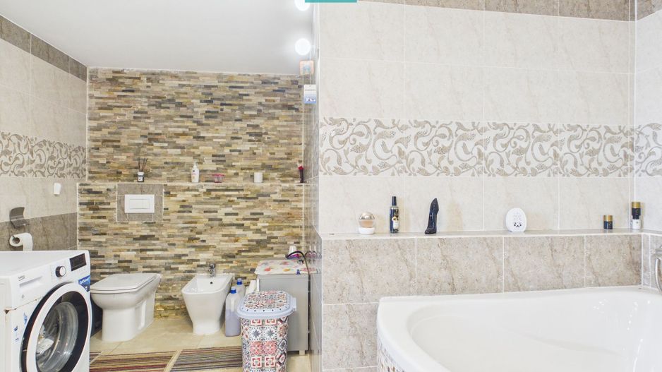 Casa plus spatiu comercial Dudestii Noi - Poză 68