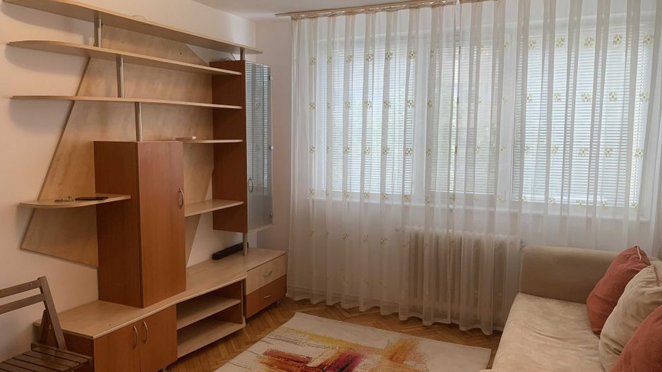 Apartament 2 camere. decomandat 55 mp Podu Ros Jumbo 430 euro - Poză 2