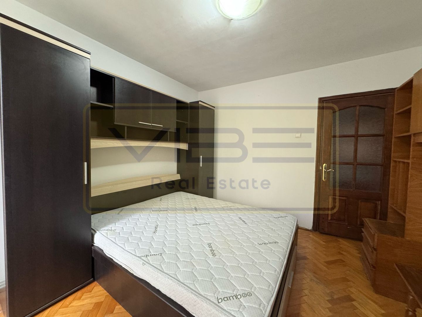 Apartament 2 camere decomandate si living Podu Ros - Poză 2