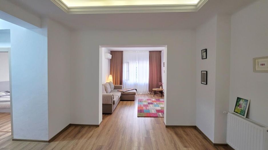 Piata Romana, 4 camere 138 MP total, Etaj 2/9, renovat - utilat, liber - Poză 24