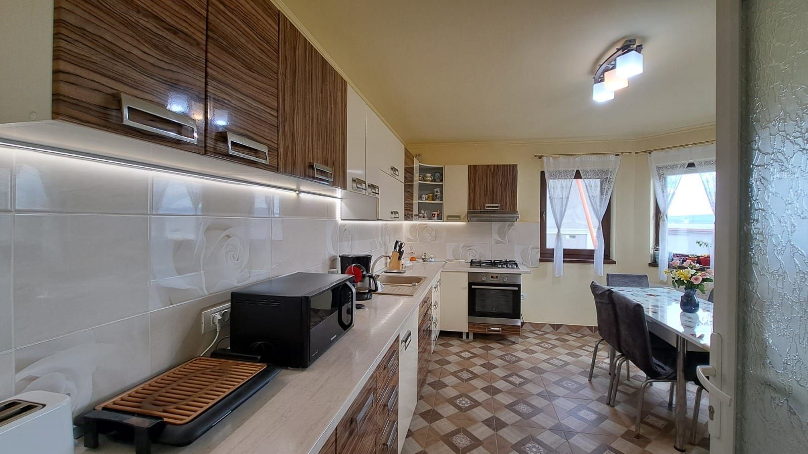 Casă de vânzare în Alba Iulia - Poză 5