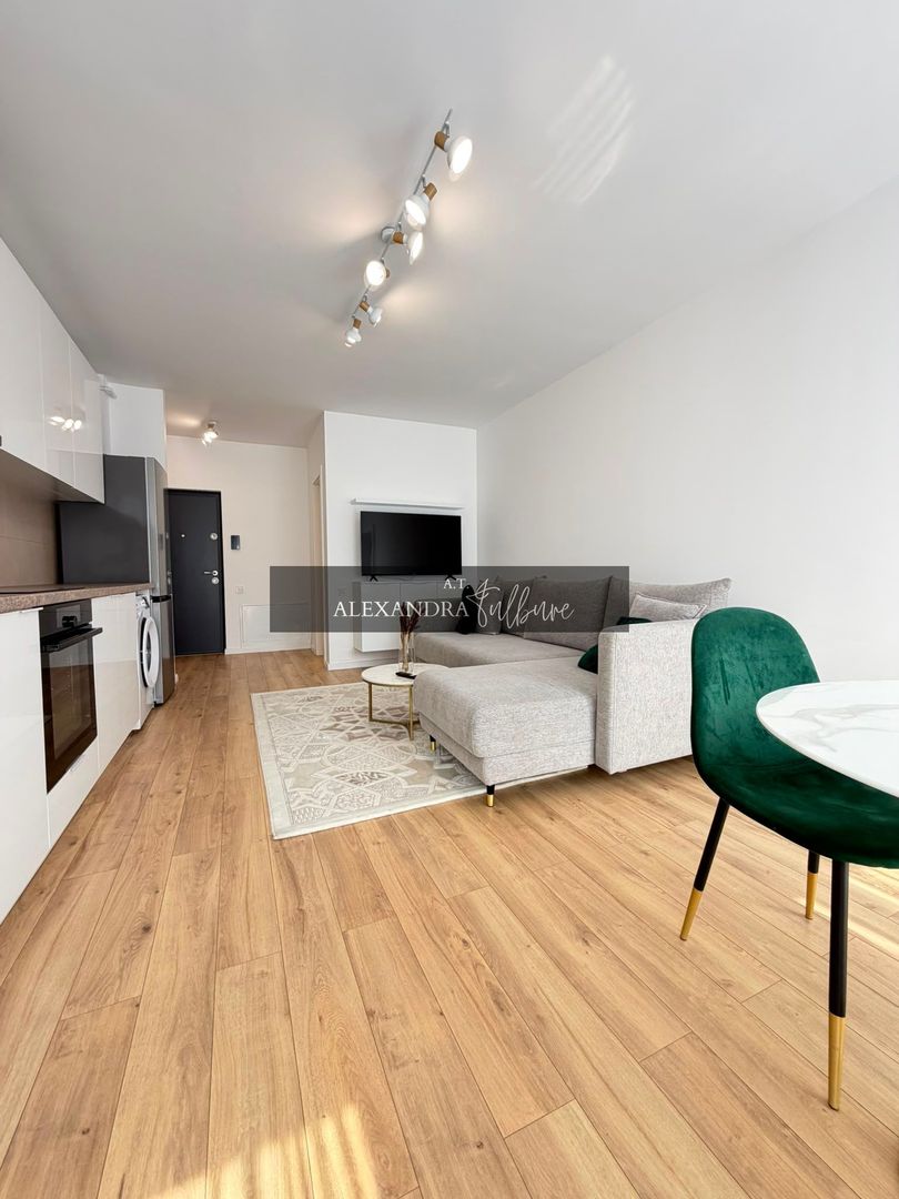 Apartament 2 camere, balcon, etaj intermediar, garaj, zona Eroilor - Poză 1