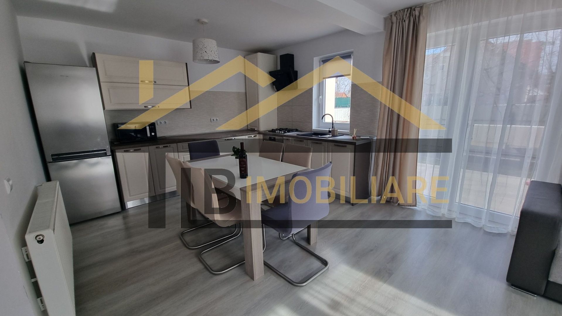 Casa cu 4 camere, 100mp, parcare, zona Sângeorgiu de Mureș - Poză 3