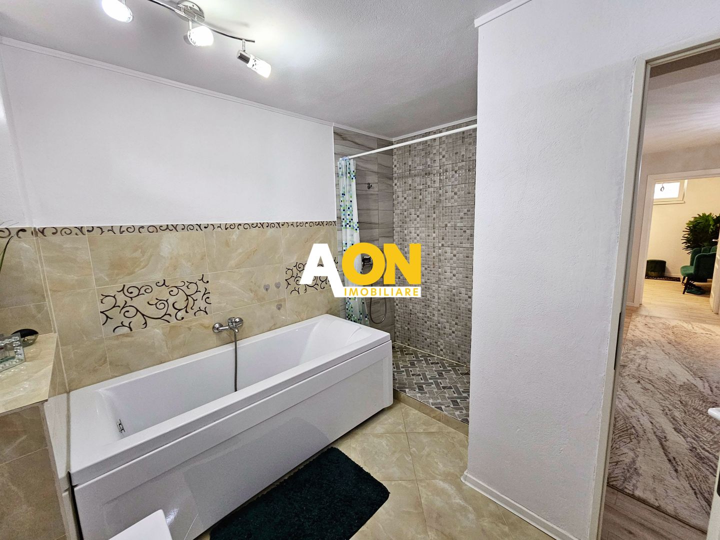 Apartament la casa, 5 camere, 121 mp utili+curte 180 mp, cu filigorie - Poză 12