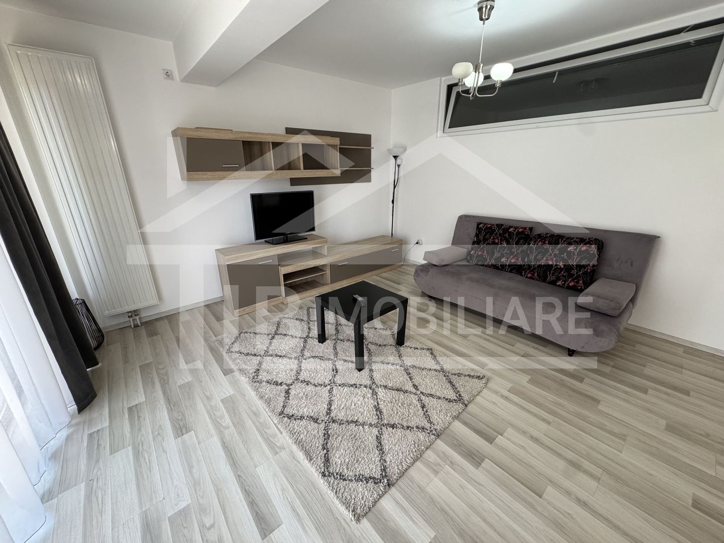 Apartament cu 2 camere, 65mp, parcare, Zona Tudor - Poză 2