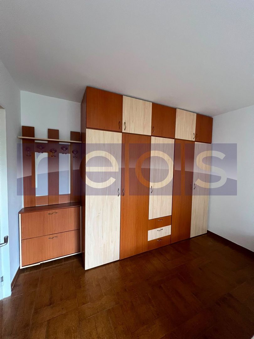 Vanzare 2 camere mobilat | Zona Ozana etaj 3/4 - Poză 4