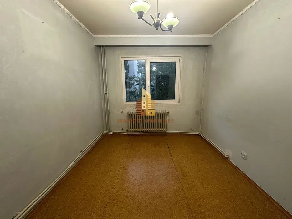 | Apartament cu 2 camere de vanzare | Cartierul Grigorescu | Etaj intermediar | - Poză 2