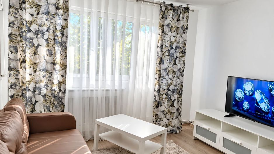 Apartament RENOVAT 2 camere SD 50 mp Podu Ros 380 euro - Poză 3