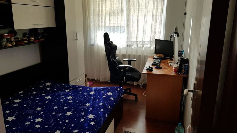 Proprietar vind apartament 4 camere sector 2 București - Poză 5