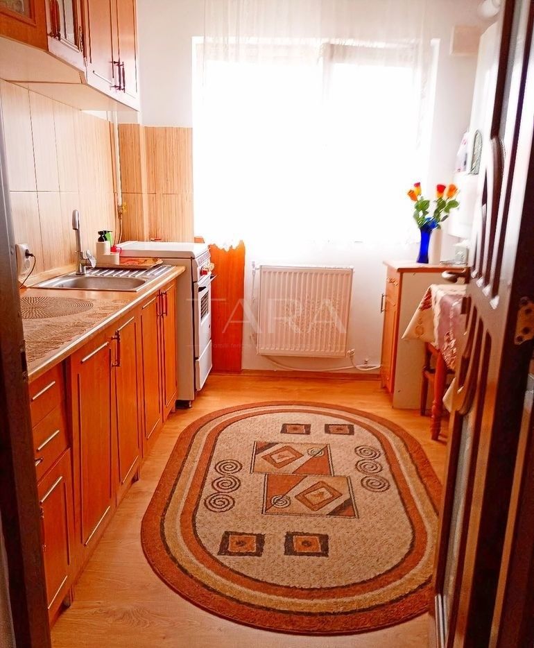 Apartament de 2 camere cu balcon generos în Florești – Strada Muzeul A - Poză 2