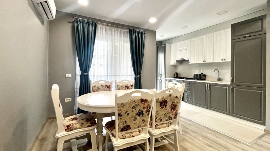 Apartament cu 3 camere, elegant, cu parcare si boxa, in zona Aradului - Poză 4