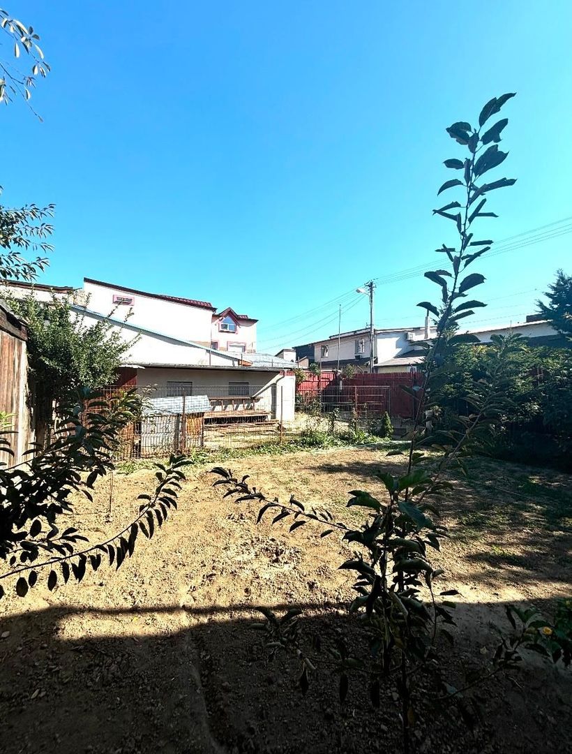 Teren  Auchan Vitan T226 - Poză 7