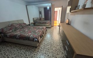 Casă spațioasă P+1, în spatele Stadionului Ion Oblemenco, Craiova - Poză 11