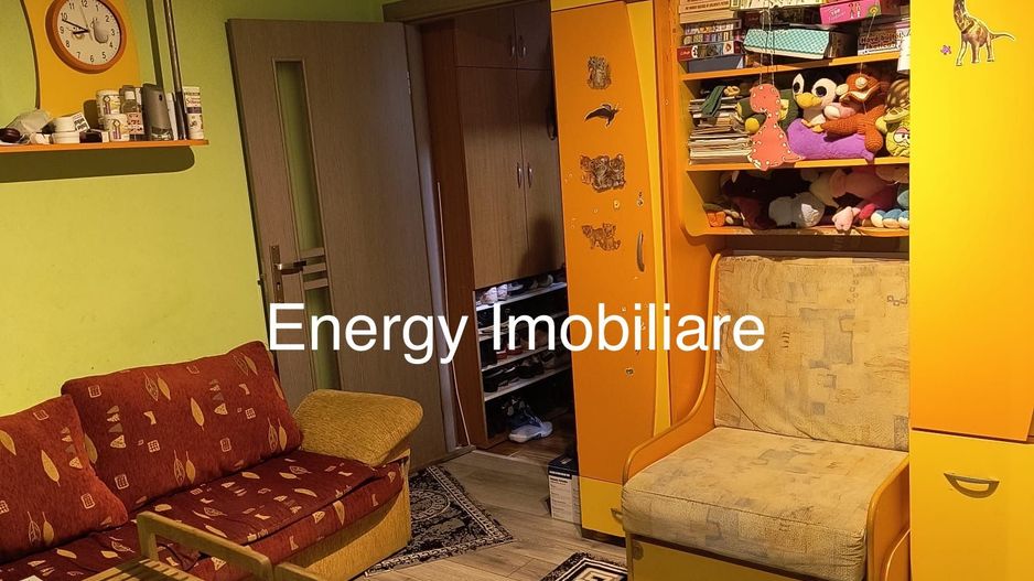 Apartament cu 2 camere, zona Dâmbul Pietros - Poză 1