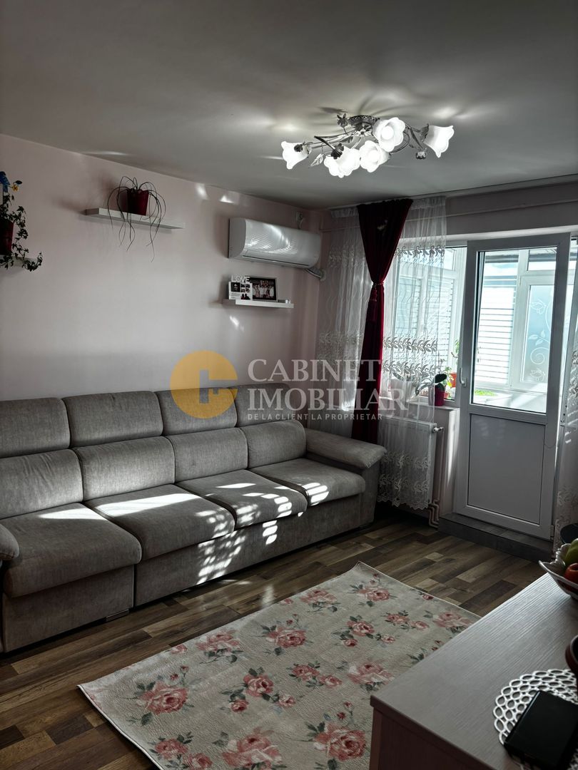 Apartament 3 Camere Semidecomandat - Rond Zimbru - Poză 1