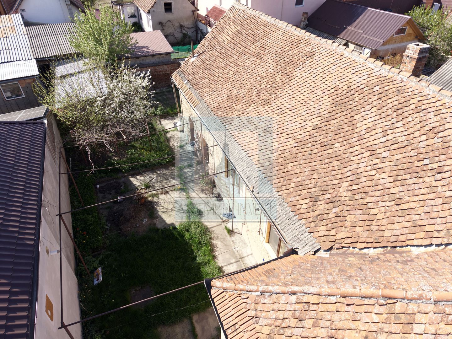 Casa 3 camere,singur in curte,360 mp teren - Halchiu/Brașov - Poză 6