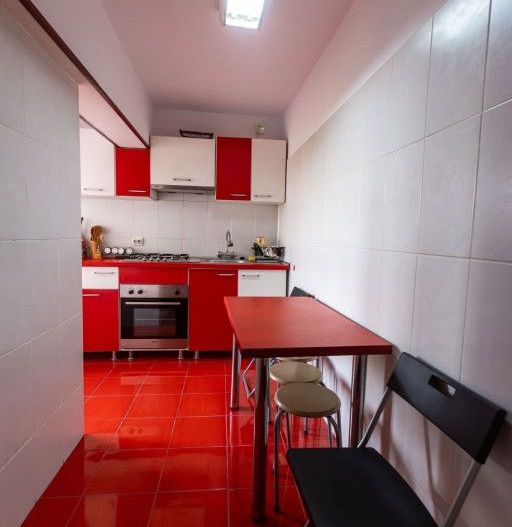 BRASADAS închiriază ap 2 cam Bd. Unirii, complet mobilat si utilat - Poză 8