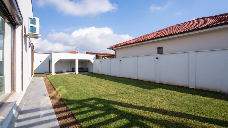 Casa lux Santandrei 3 dormitoare 2 bai 2 terase 2 bucatarii - Poză 7