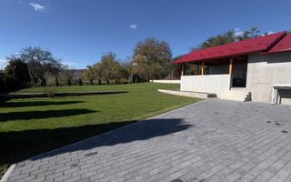 Casa de vanzare la 13 km de Onesti - Poză 3