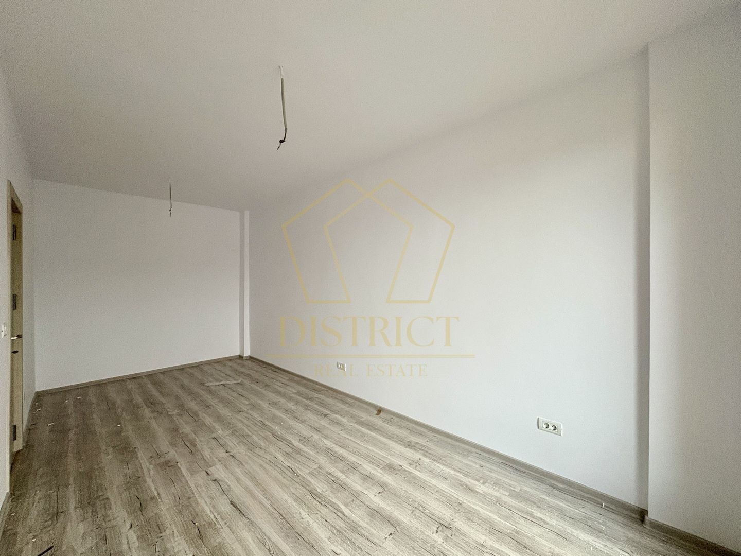 Apartament cu 2 camere, in bloc cu lift | Giroc | ESO - Poză 3