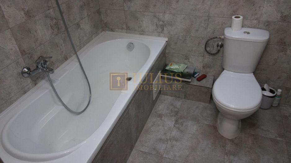 3 camere,  Giroc, la 10 min de Spitalul Judetean, loc parcare inclus - Poză 7