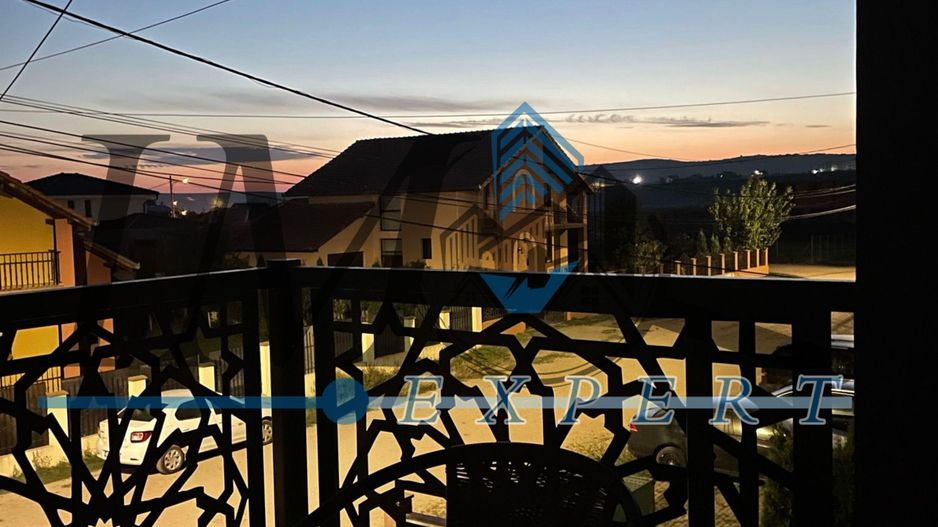 Casa moderna de vânzare intre Sebeș si Petresti - Poză 7