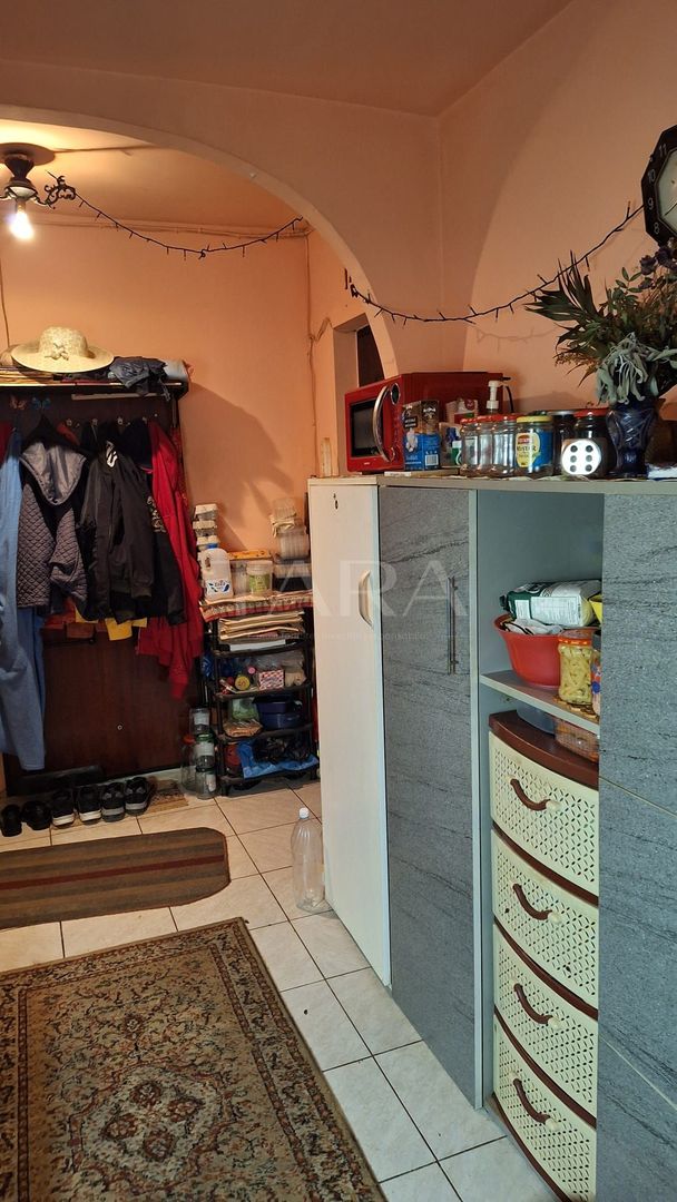 Apartament cu 4 camere decomandat în cartierul Mănăștur, Cluj-Napoca. - Poză 2