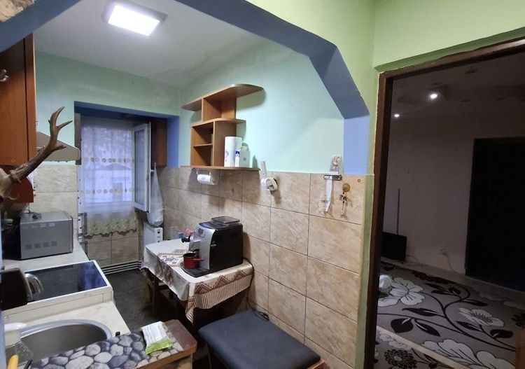 BRASADAS vinde ap 2 cam etaj 1/4 în Micro 14. - Poză 7