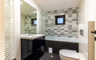 Apartament cu 4 camere de închiriat în zona Alexandru cel Bun - Poză 18