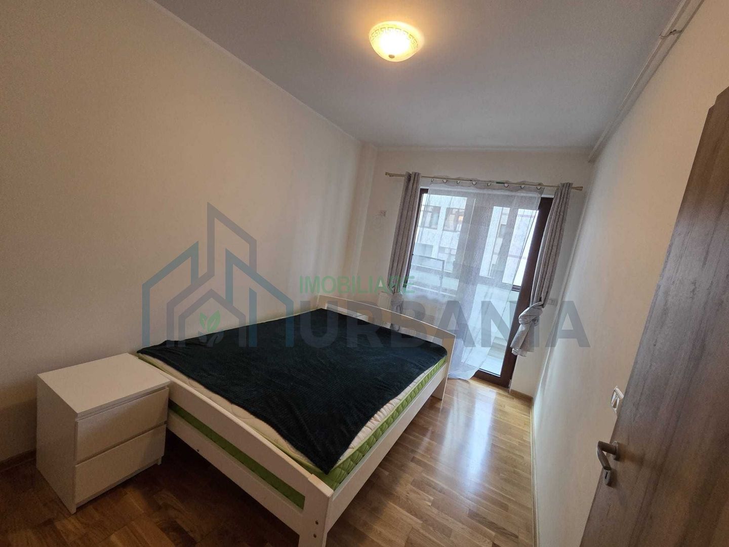 Închiriez apartament modern 3 camere| Nicole Residence Parcare inclusă - Poză 2