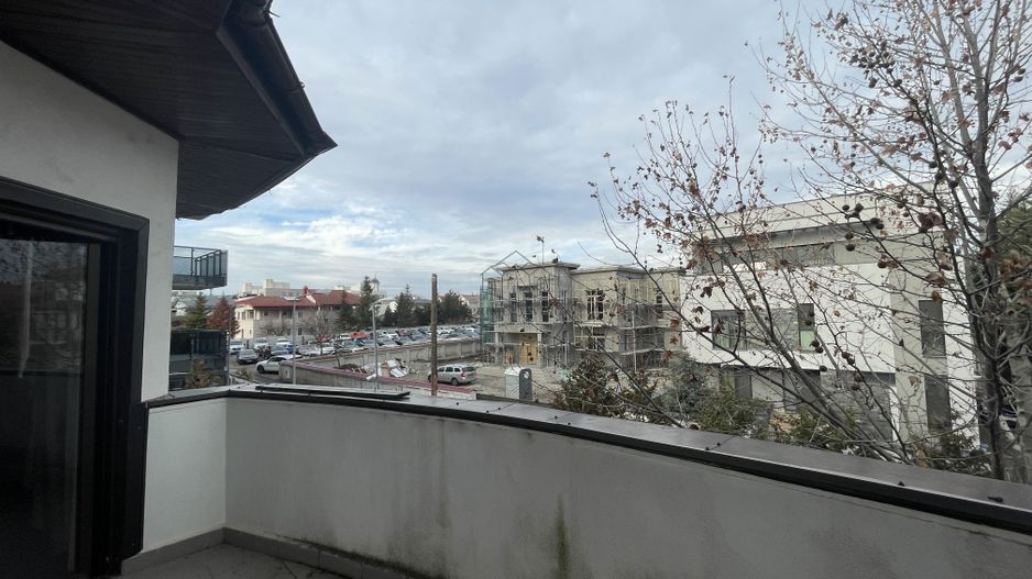 Vila tip duplex - Poză 17