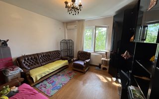 Ap 3 camere - transformat din alipirea a 2 garsoniere - 62 mp - parter - Poză 3