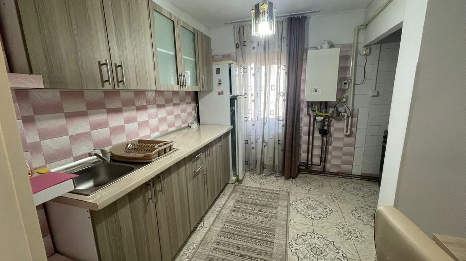 Soarelui-Gen. 30 | 3 camere | Centrala proprie | 2 balcoane - Poză 2
