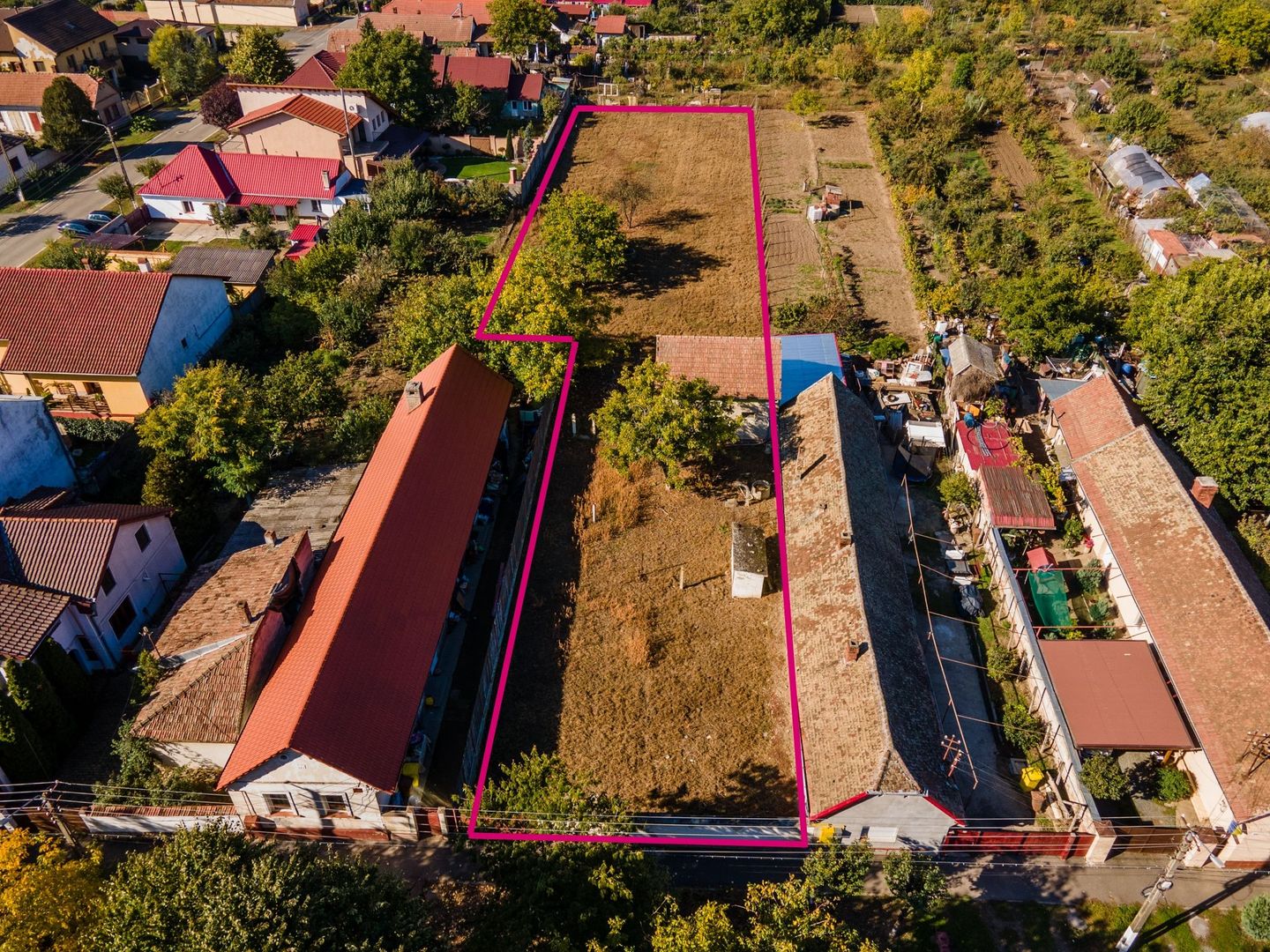 Teren construibil, cu utilitati, în  Aradul Nou, 2200 mp - Poză 3