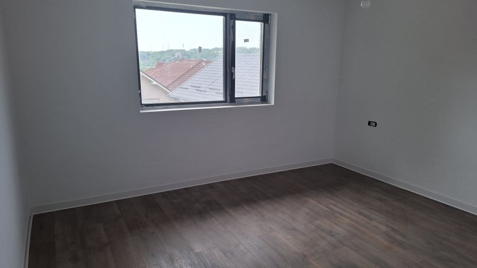 Casă / Vilă de vânzare în Calea Moinesti, Bacau - Poză 4