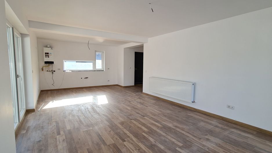 Casa finalizata si intabulata 3 camere Cartier Izvor Tarlungeni Brasov - Poză 5