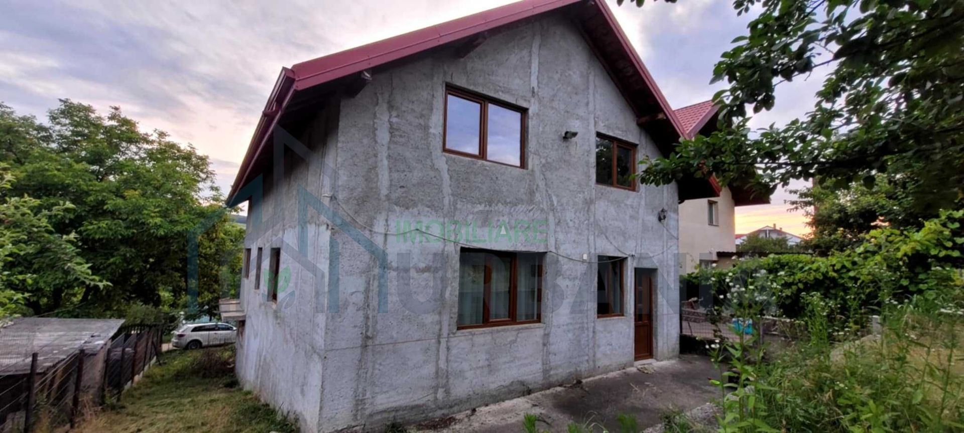 Casă de vânzare în satul Cârlig, comuna Popricani, județul Iași – 240 mp, 3 camere, 135.000 EUR - Poză 1