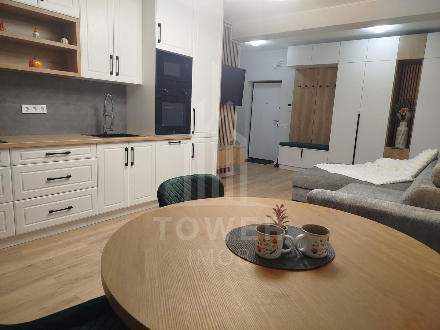 Apartament modern de închiriat, cu balcon și loc de parcare - Poză 7